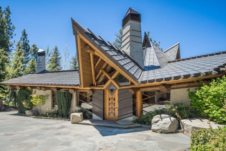 Magical Waterfront Estate Blends in with Nature on Lake Tahoe