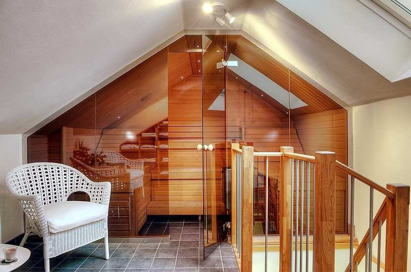 Attractive Loft Apartment With Exposed Beams | iDesignArch | Interior