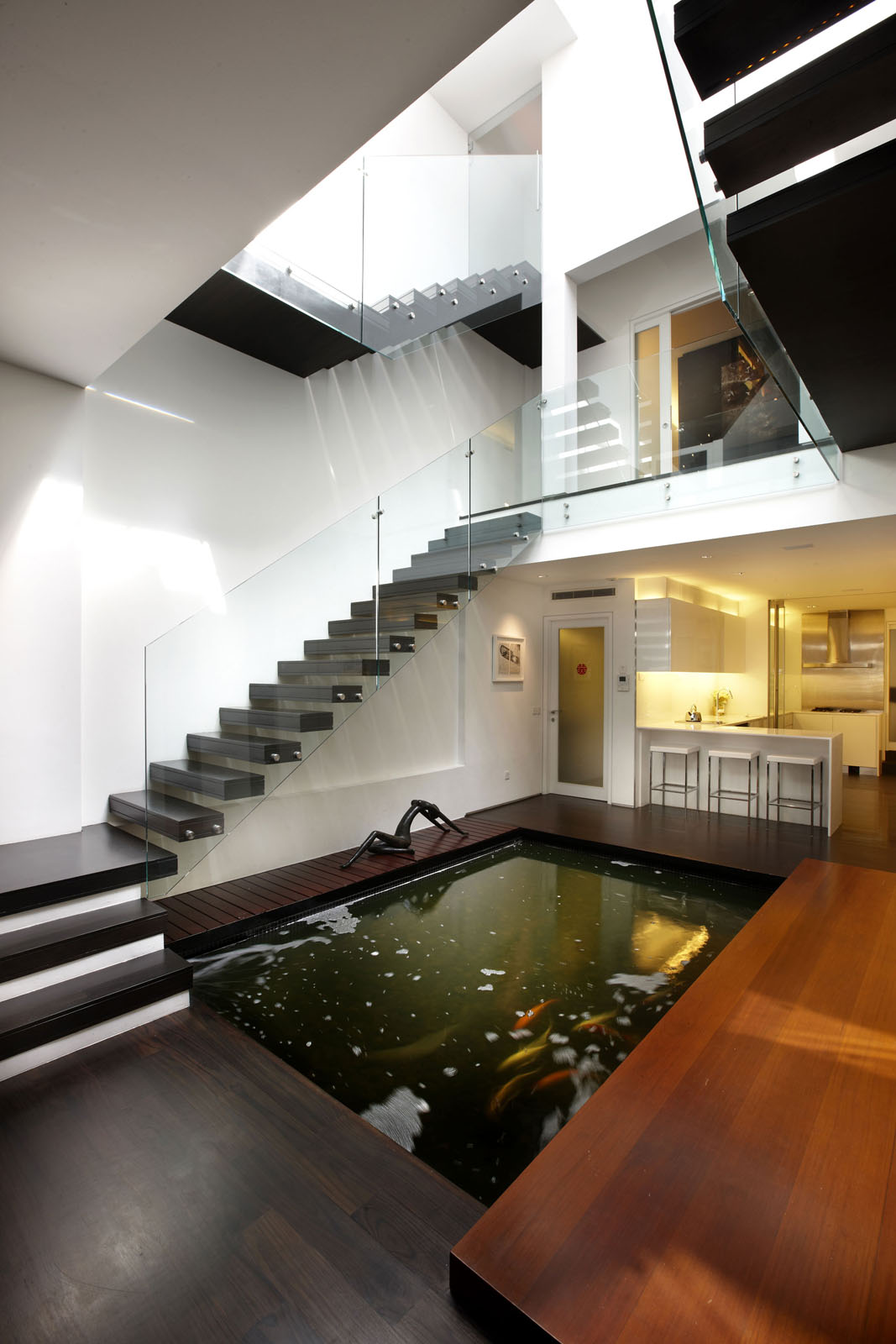 PreWar Shophouse In Singapore Transformed Into Luxury