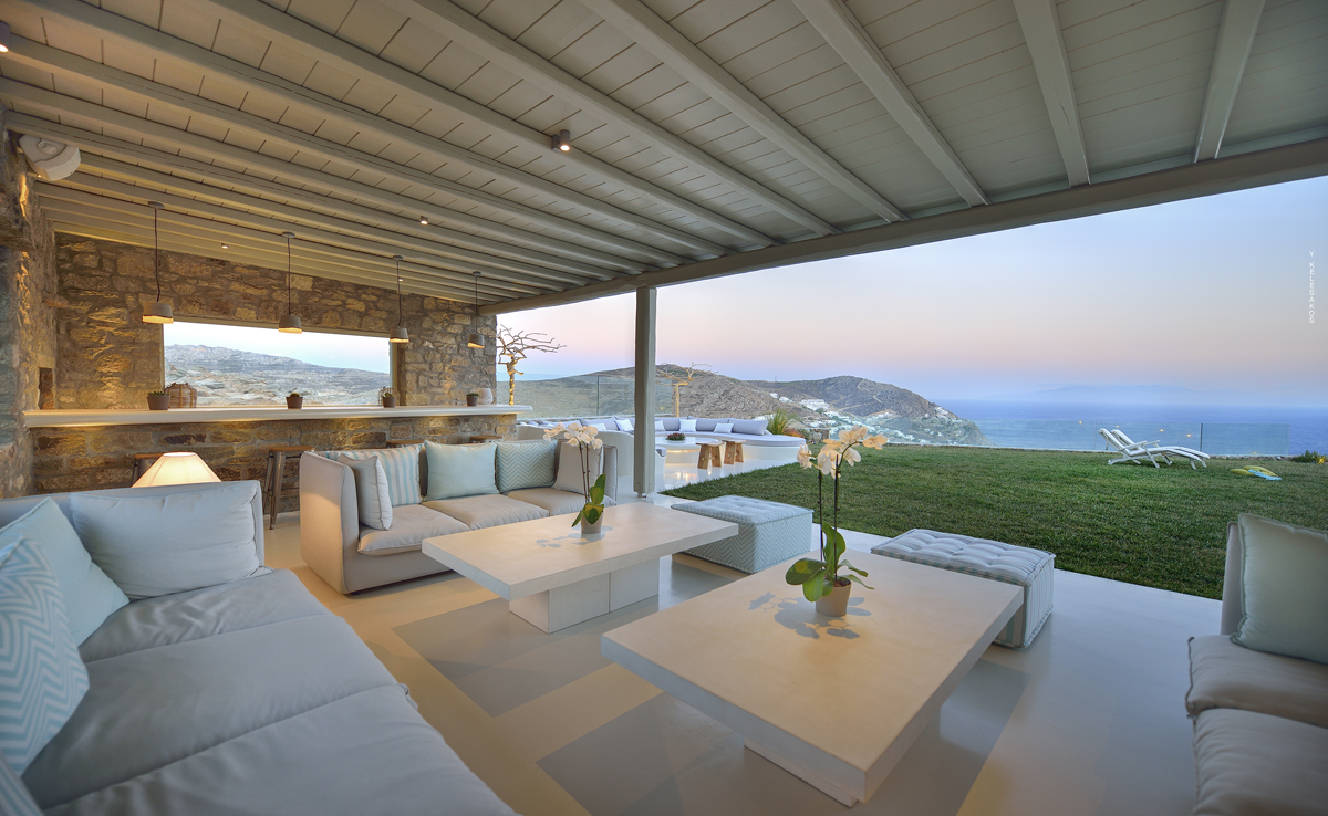 Contemporary Mediterranean Villa