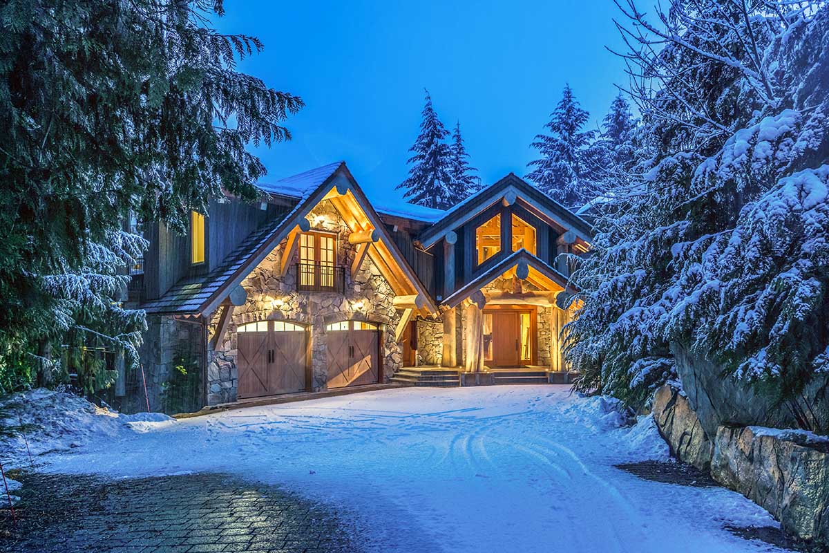 Nita Lake Estate, Whistler, BC. Luxury Retreats