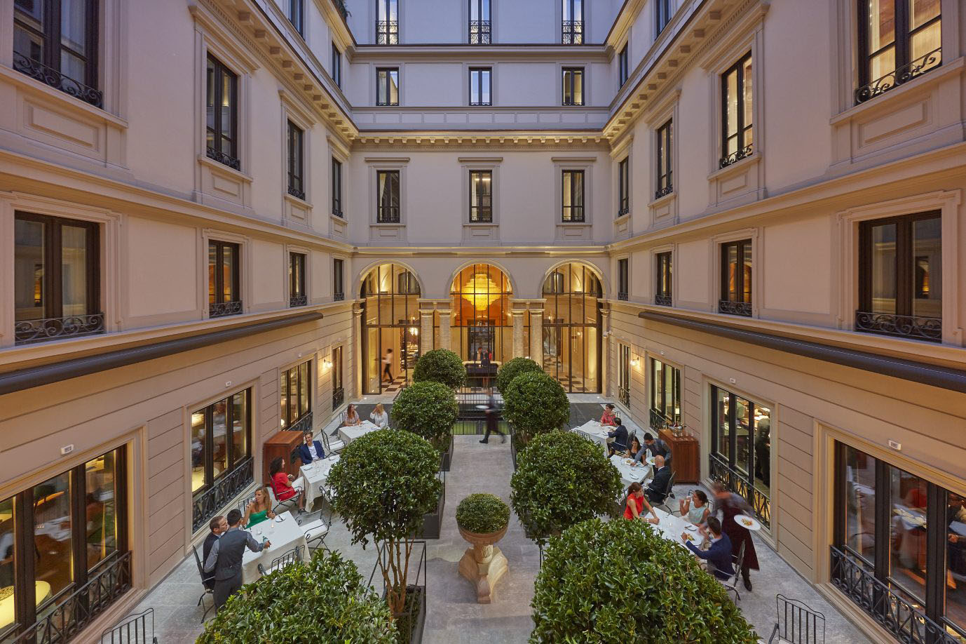 Elegant Hotel Courtyard