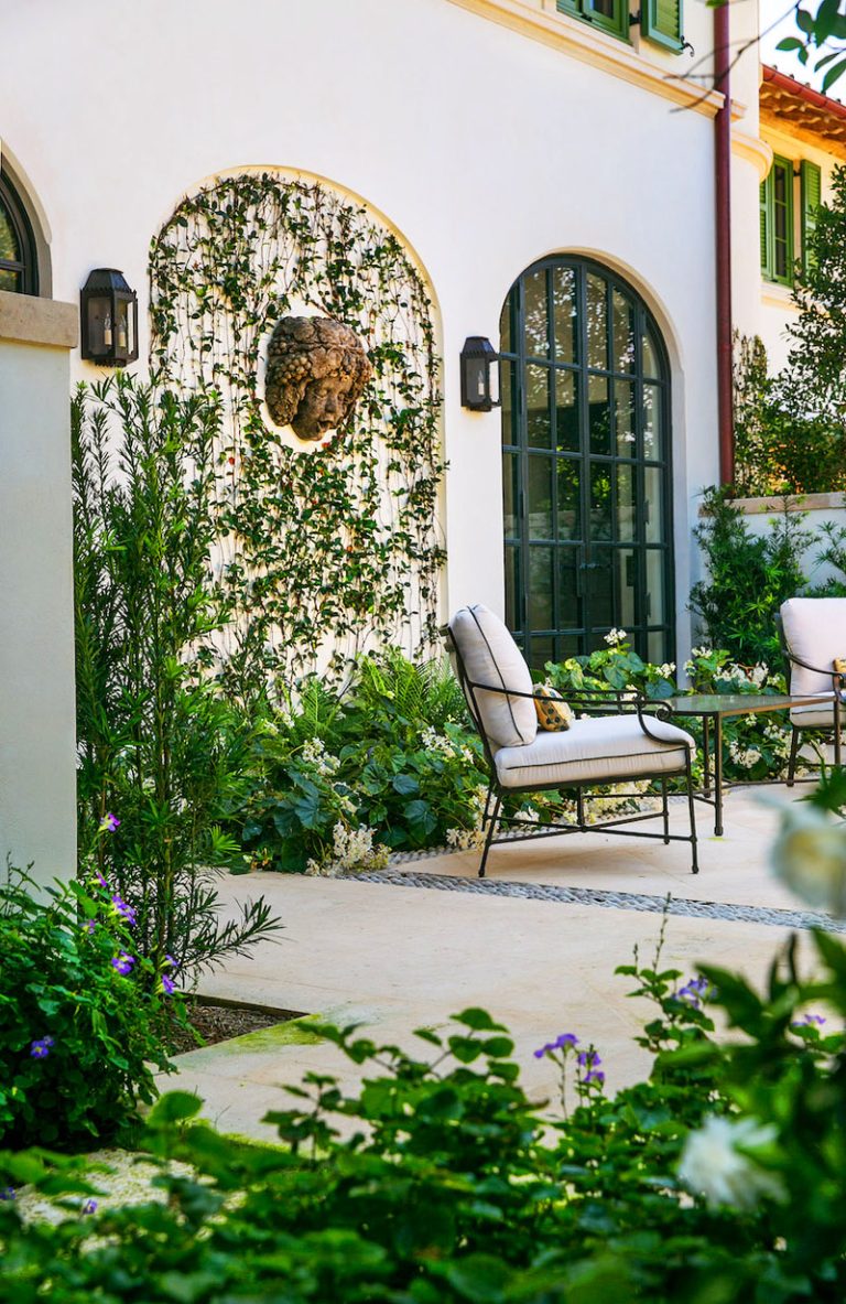 Courtyard Style Villa in Florida with Mediterranean Architecture