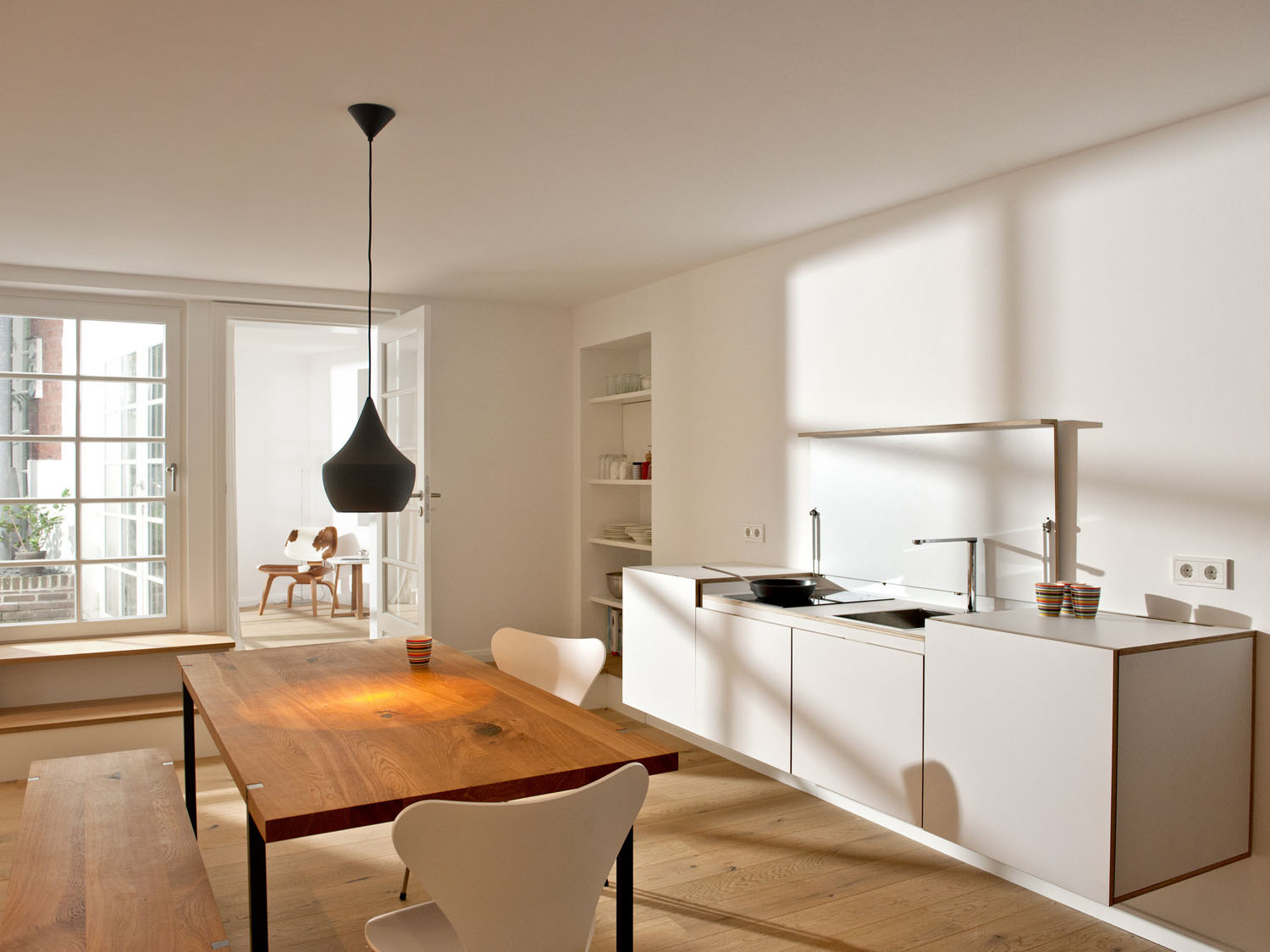 Miniki-Minimalist-Space-Saving-Kitchen-Unit_6.jpg