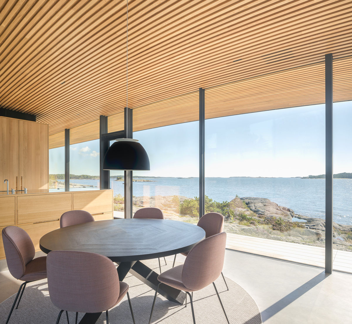 Modern Sea Front Summer Glass House In Finland Modern Sea Front Summer Glass House In Finland