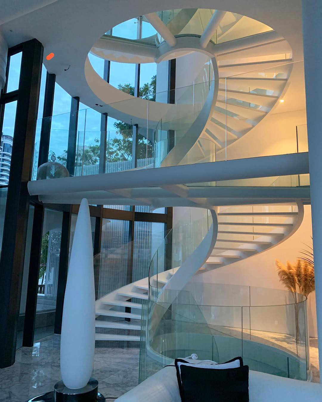 Dramatic Modern Spiral Staircase