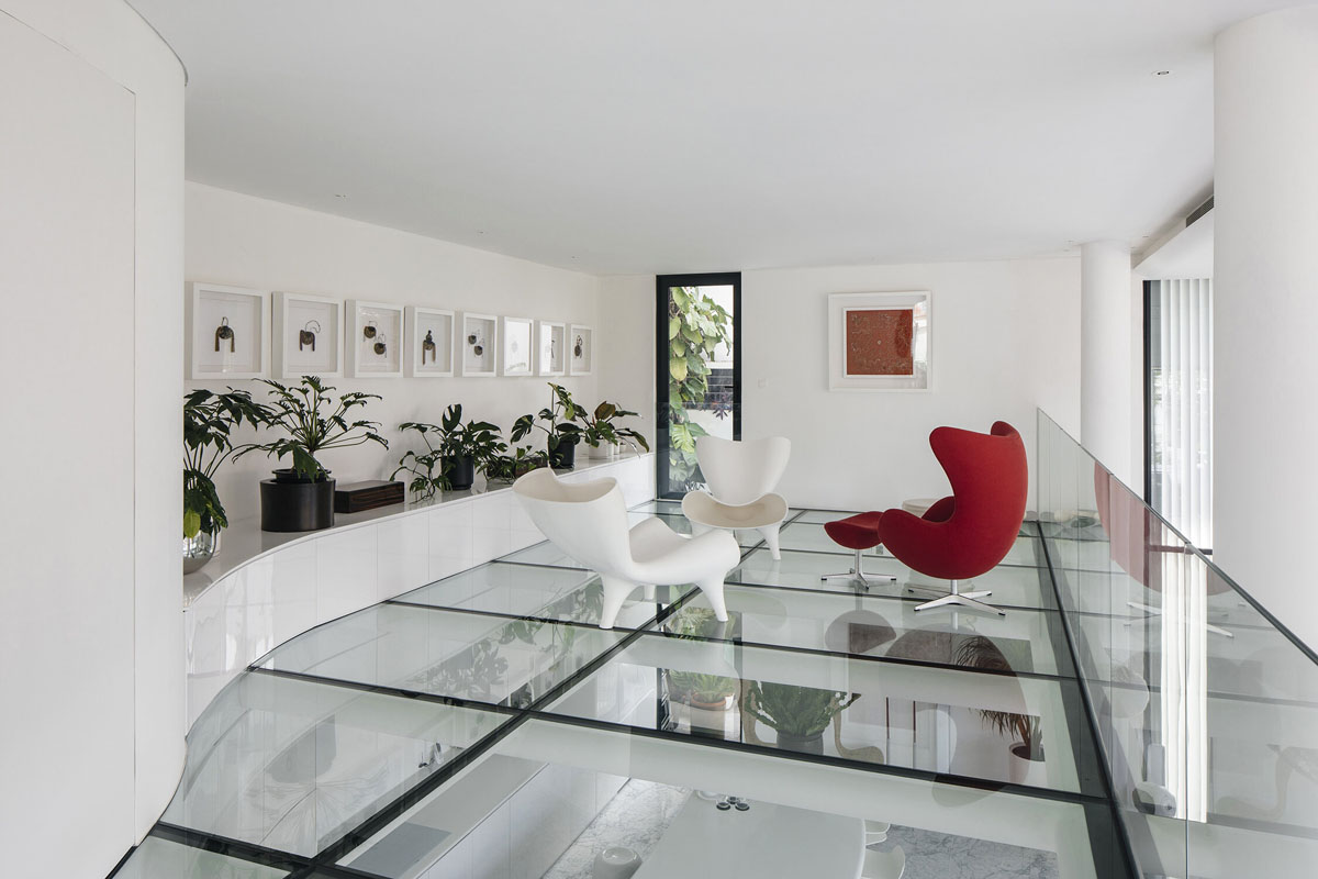 Mezzanine with Glass Floor