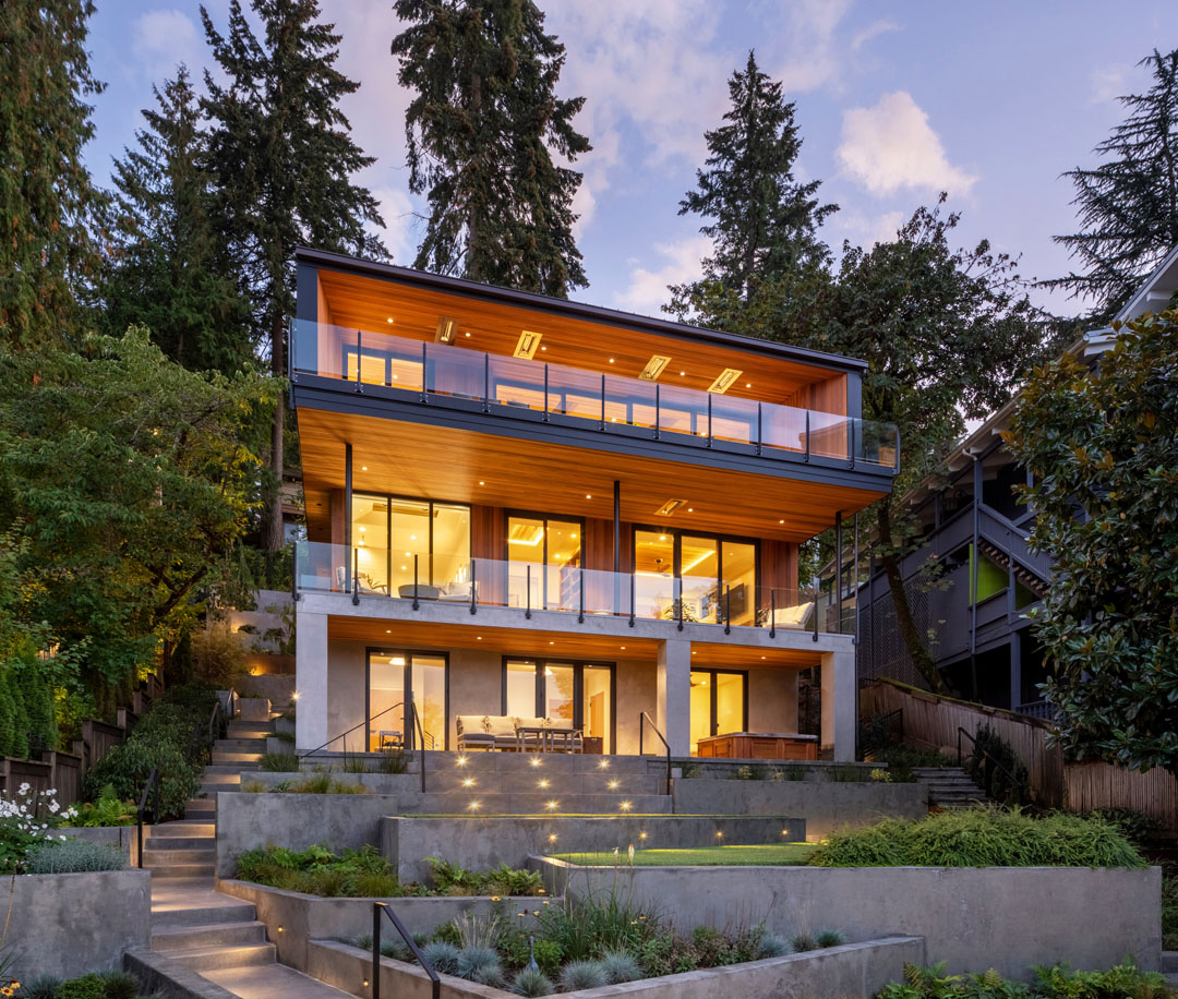 Glass and Wood Modern Lake House