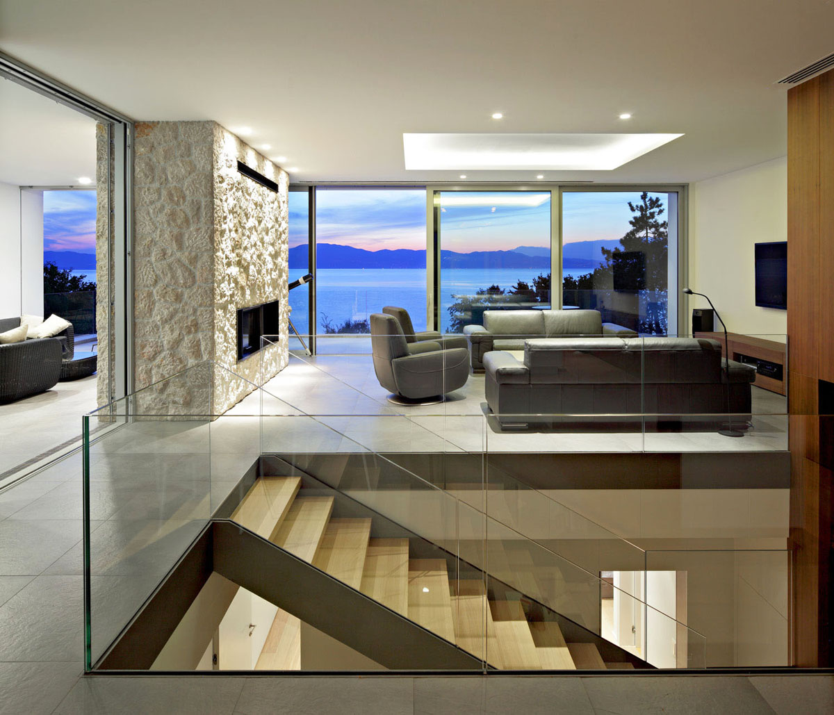 Contemporary House with Sea View
