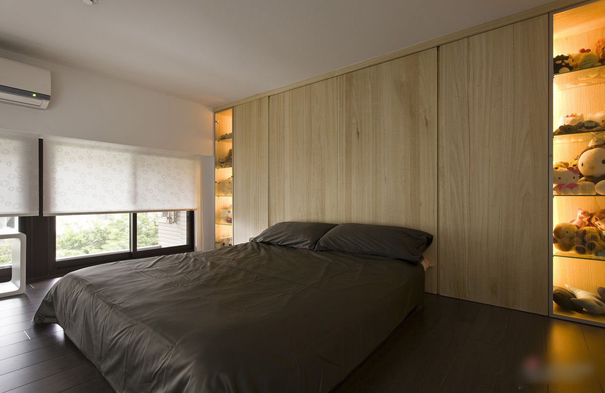 Modern Small Apartment With Open Plan And Loft Bedroom | iDesignArch
