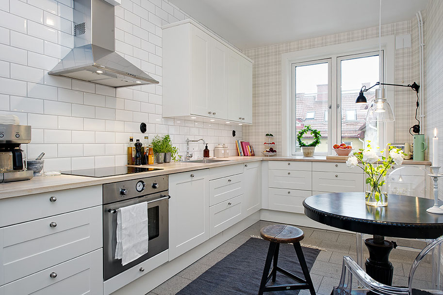 Modern White Kitchen_8