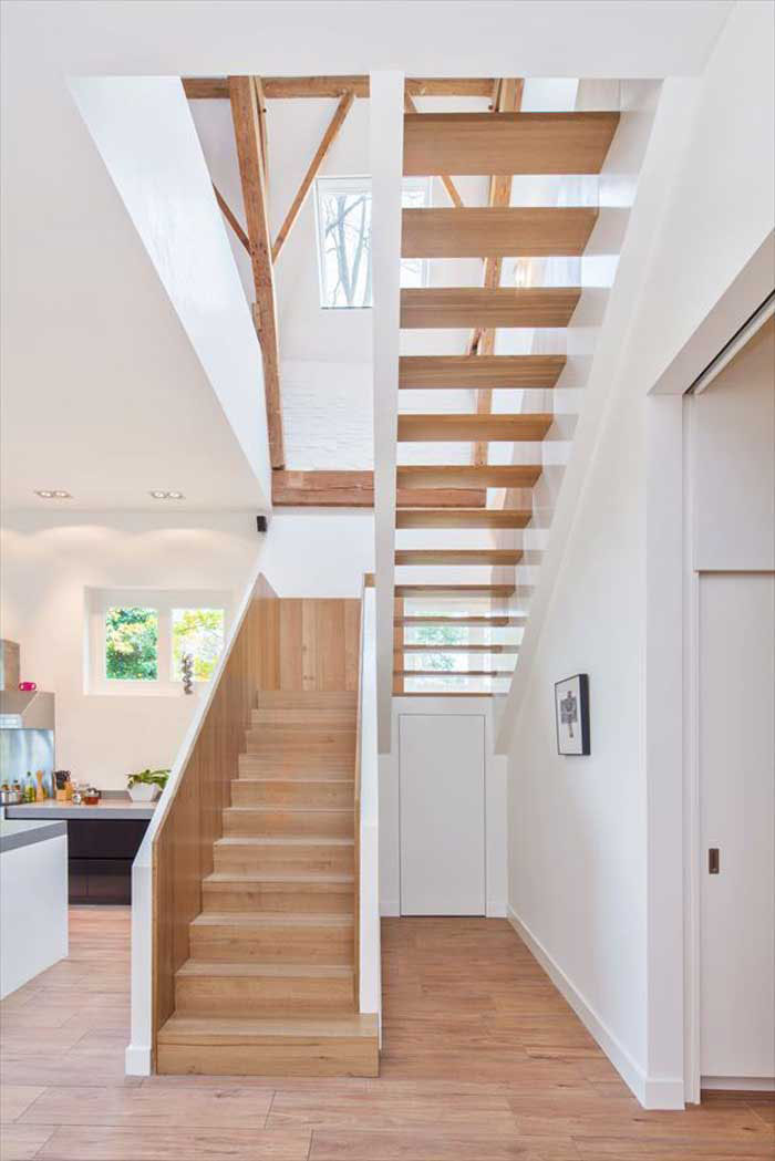 Solid Oak Wood Staircase
