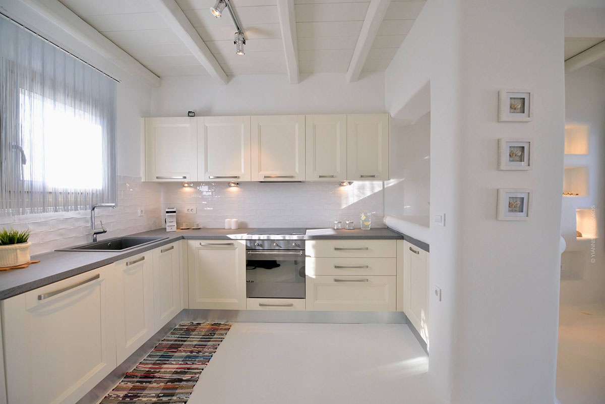 Modern Mediterranean White Kitchen