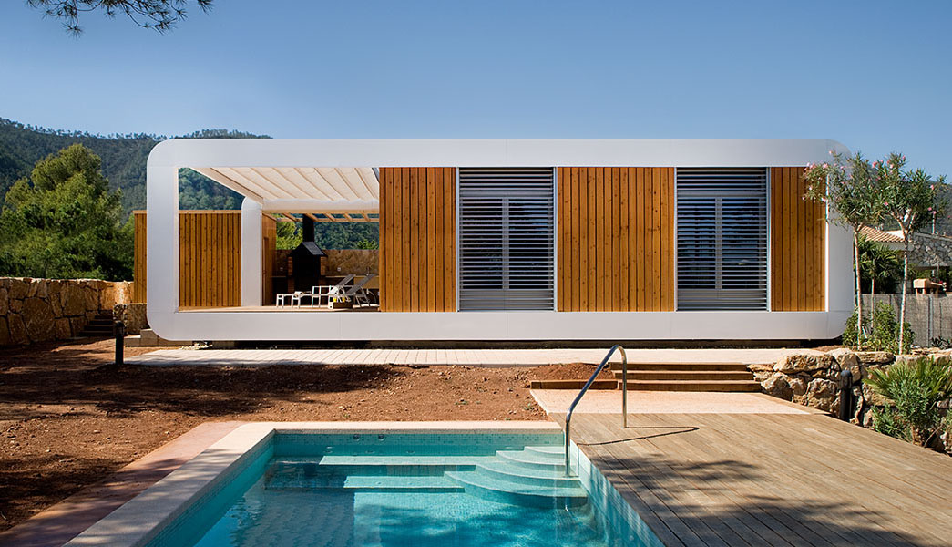 Modern Prefab Home Design With Swimming Pool