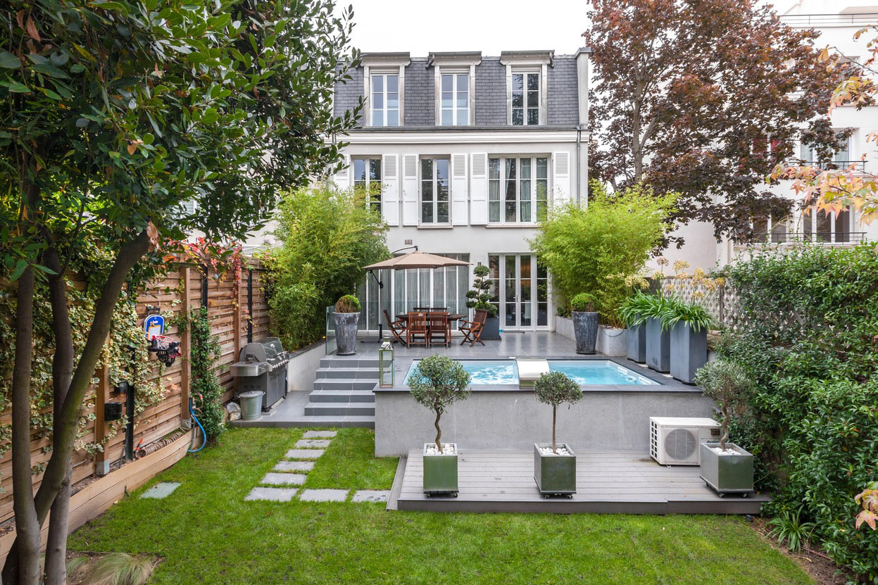 Luxury Contemporary Home near Paris