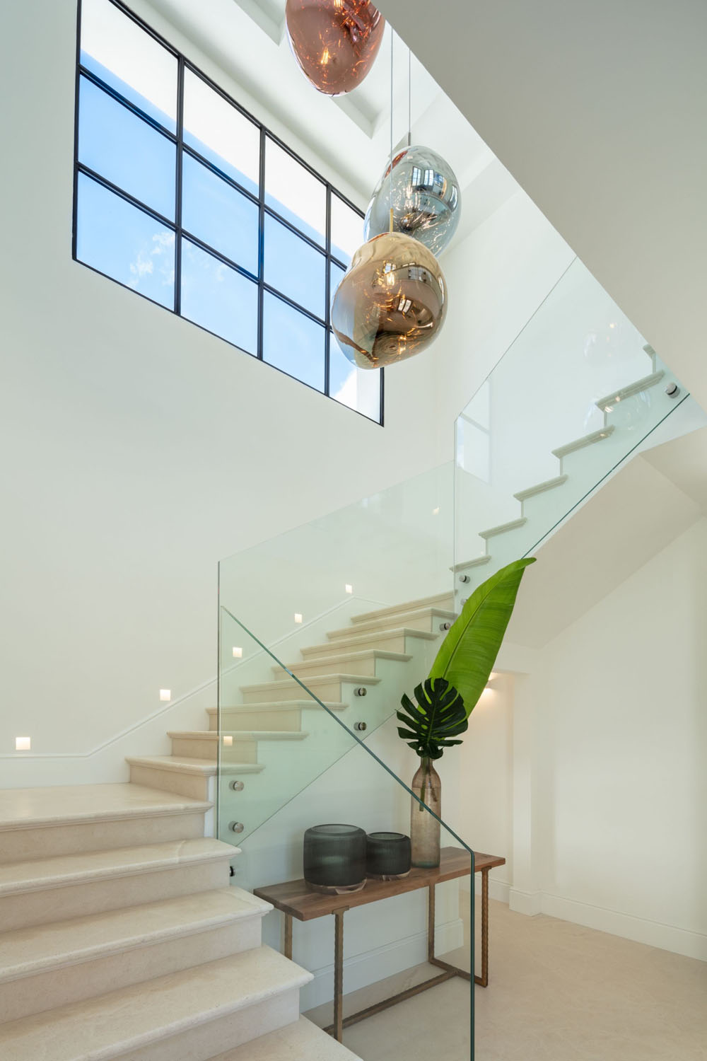 Modern Glass Staircase