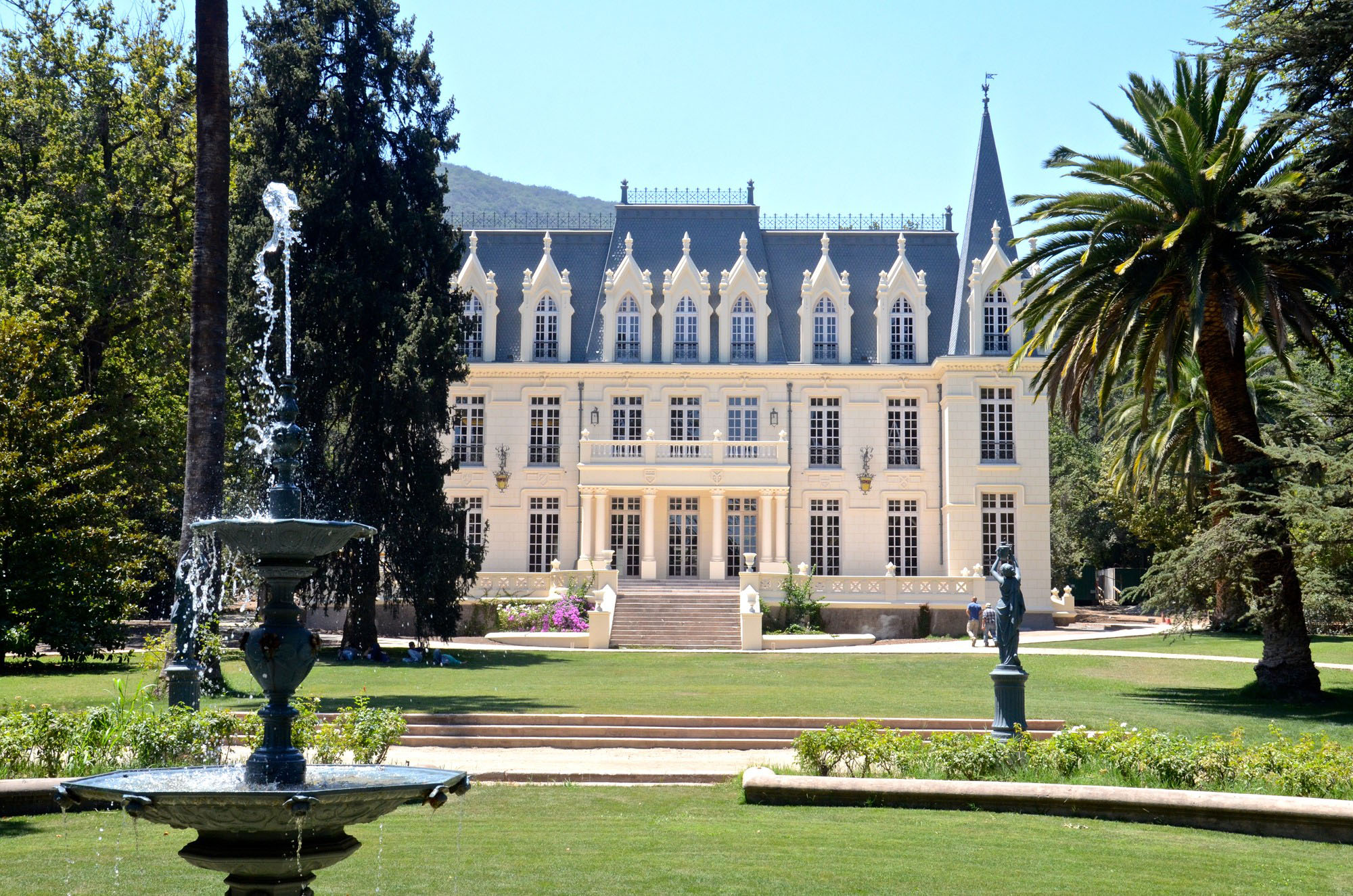 Restoration Of A French Renaissance Style Palace Las Majadas