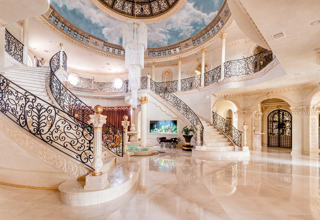 Luxury Texas Mansion With Domed Foyer