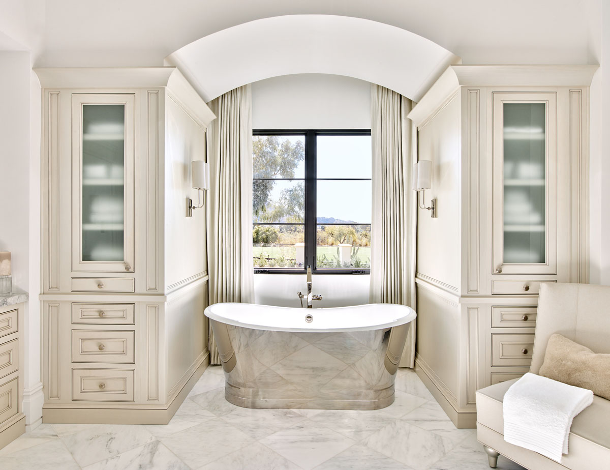Elegant Bathroom Design with Silver Bathtub
