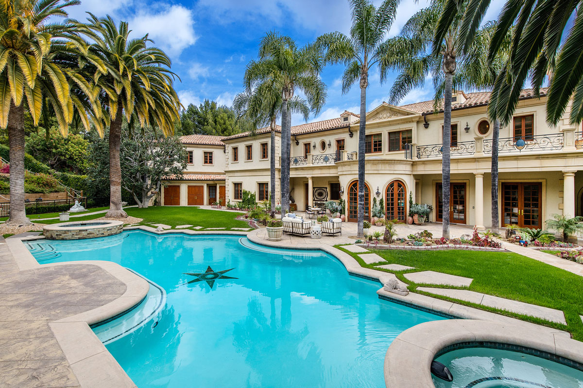 Inside Paris Hilton’s Tuscan-Style Beverly Park Mansion