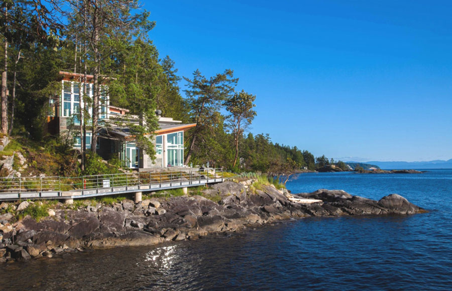 Luxury Coastal Home in British Columbia