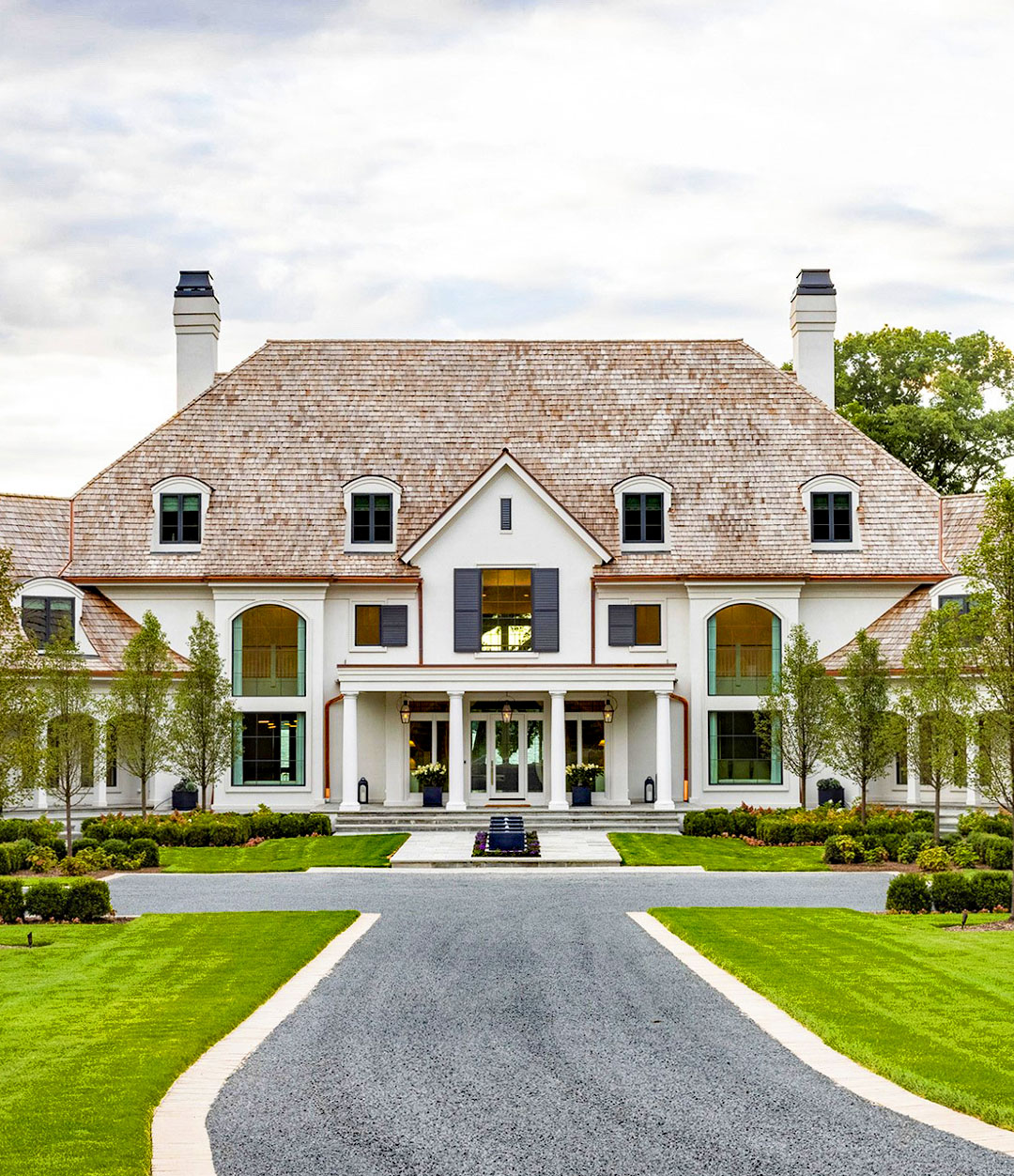 Lake-Side Waterfront Mansion