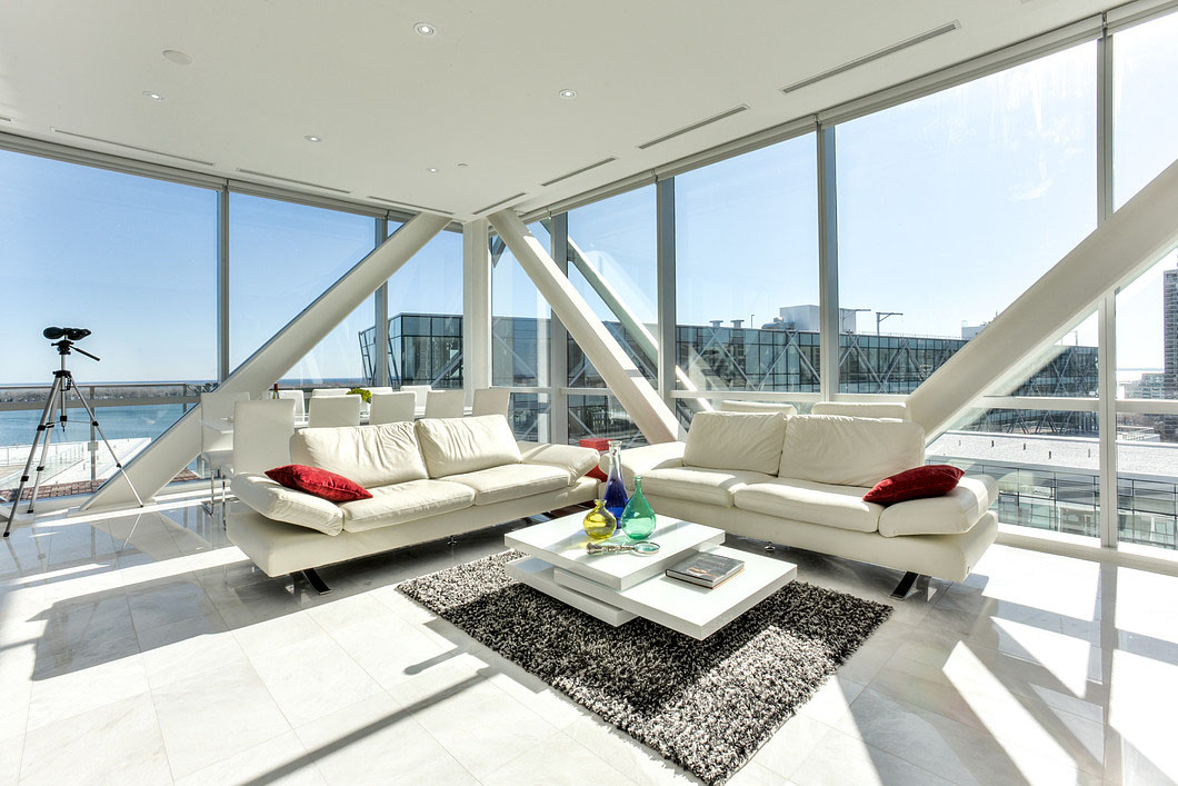 Ultra Modern Penthouse Interior Design