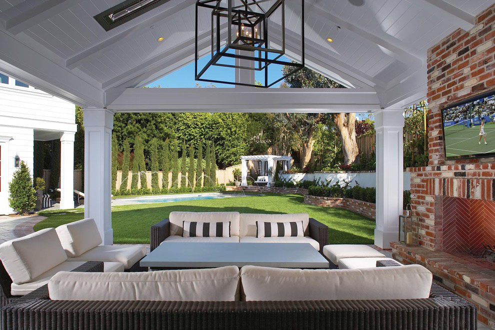 Elegant Outdoor Covered Patio