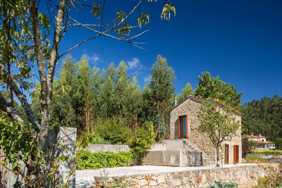 Cozy Country Stone House in Portugal