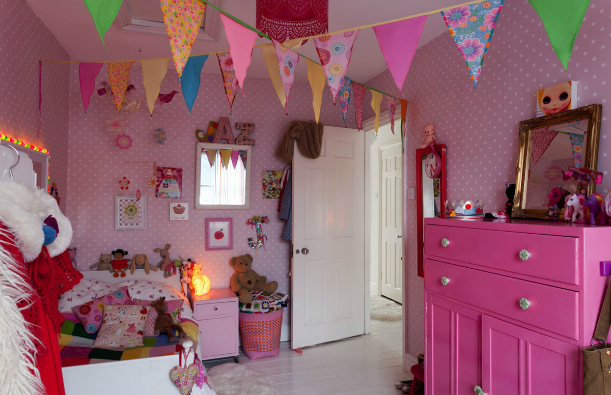 Pink Girl's Bedroom