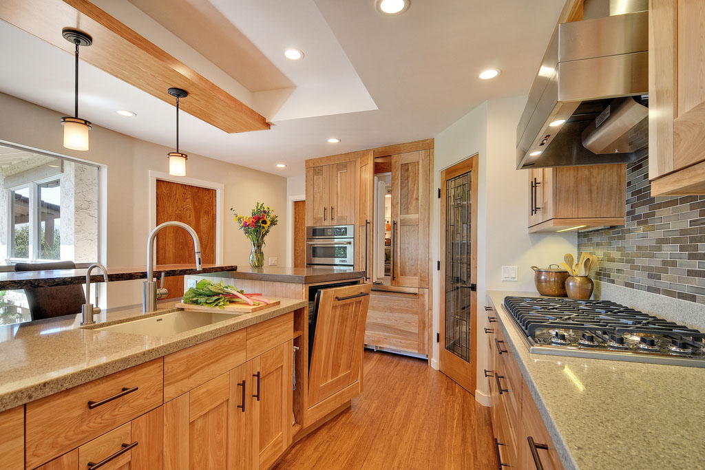 Contemporary Kitchen with Quartz Countertops and Red Birch Contemporary Kitchen with Quartz Countertops and Red Birch