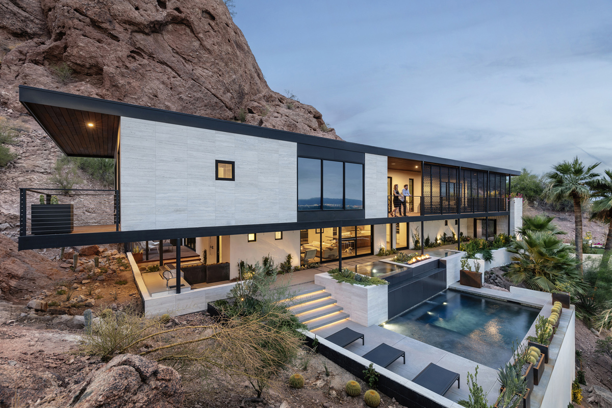 Red Rock Mountainside Modern House  City View Phoenix 