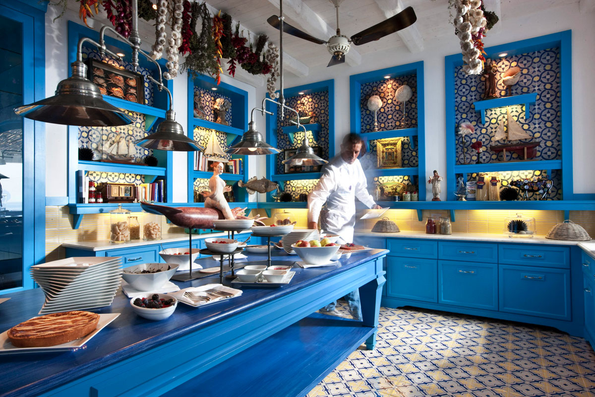 Il Riccio – Stylish Waterfront Restaurant In Capri | iDesignArch