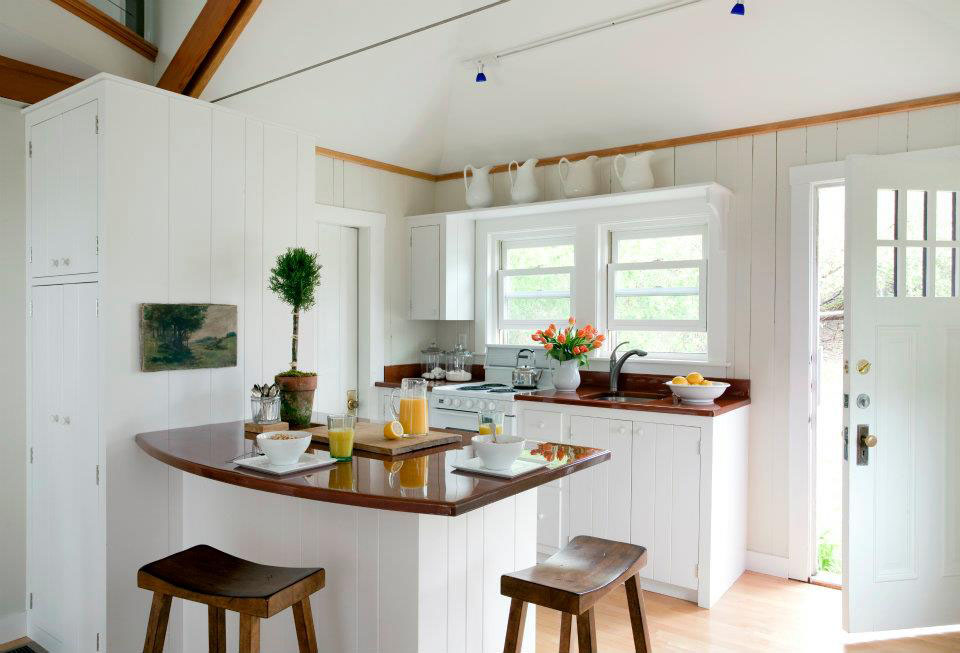 Modern Cottage Kitchen