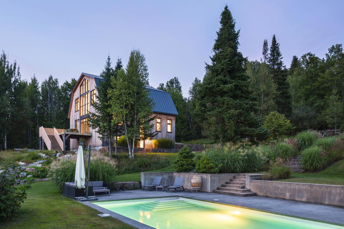 Country Home with Swimming Pool