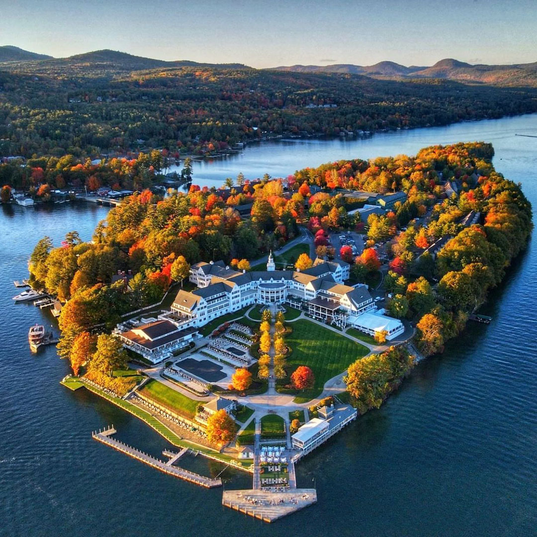 Lakeside Retreat in the Adirondack Mountains