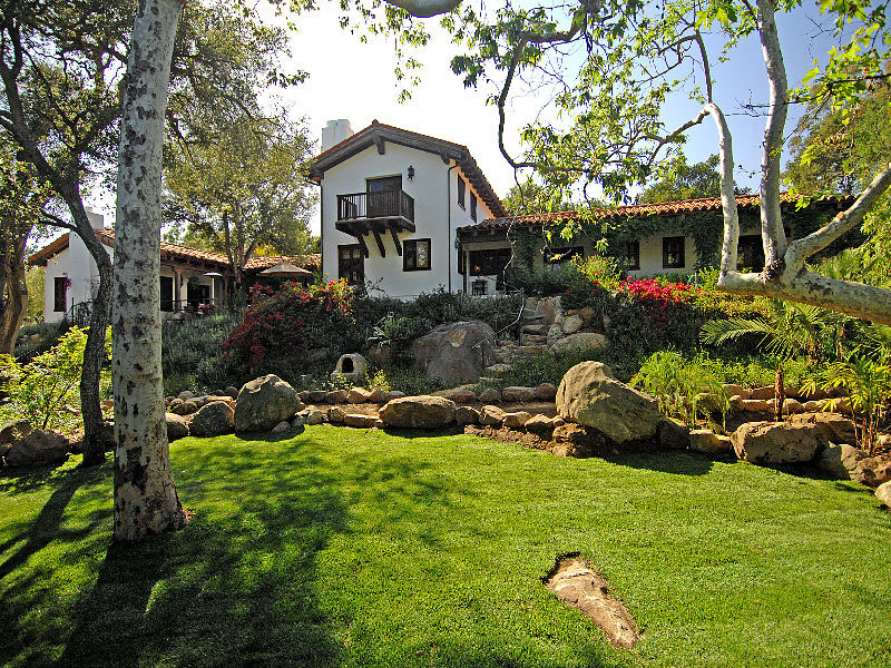 Beautiful Spanish Hacienda In Santa