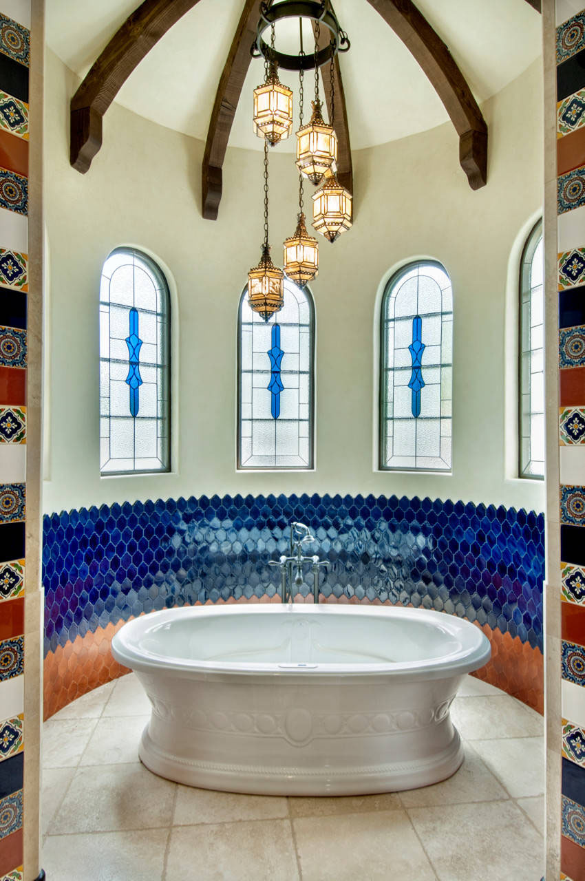 Round Bathroom with Reclaimed Wood Beams