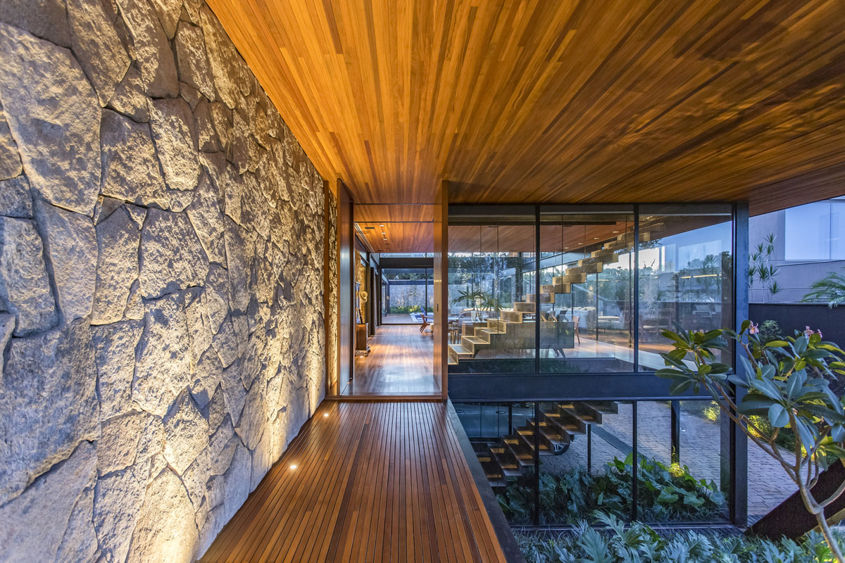 Kwaadaardige tumor familie hoofdstuk Modern Residence in Brazil Features Stones, Wood, Glass and Metal |  iDesignArch | Interior Design, Architecture & Interior Decorating eMagazine