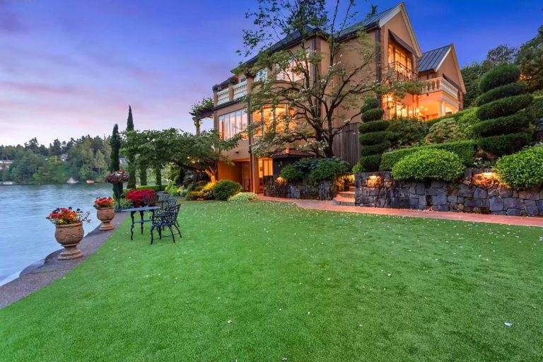 Lushly Landscaped Prime Waterfront Home on Oswego Lake