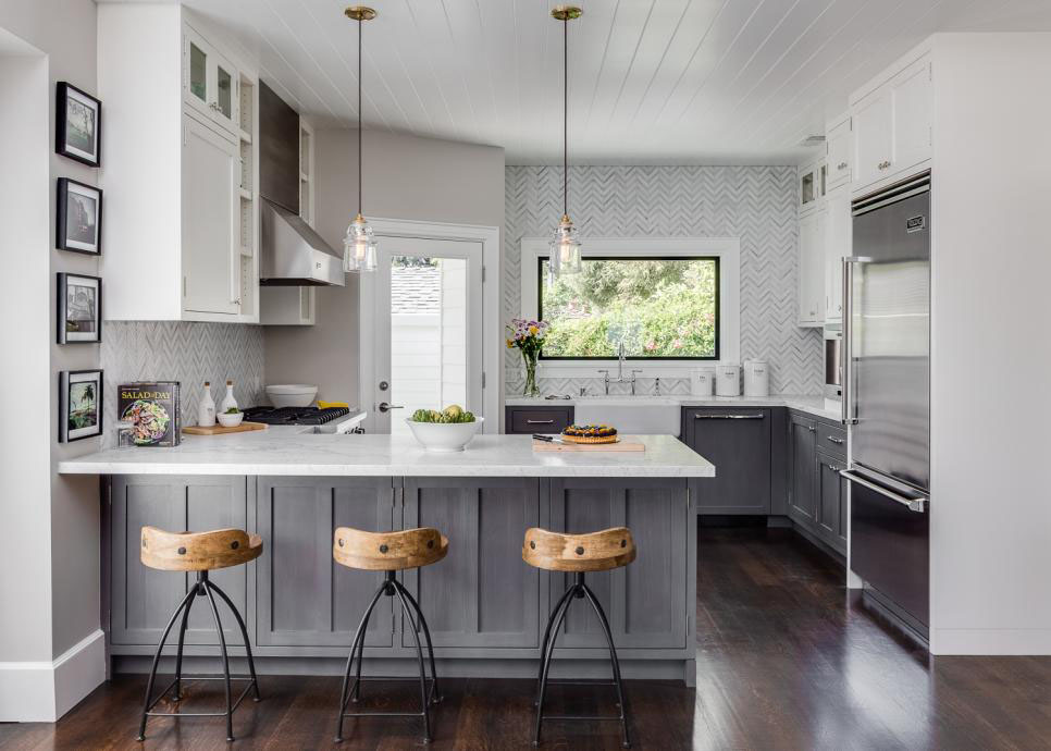 Luxury Small Kitchen with Marble Countertop