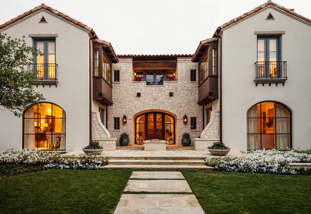 Spectacular Transitional Mediterranean Style Grand Residence in Texas