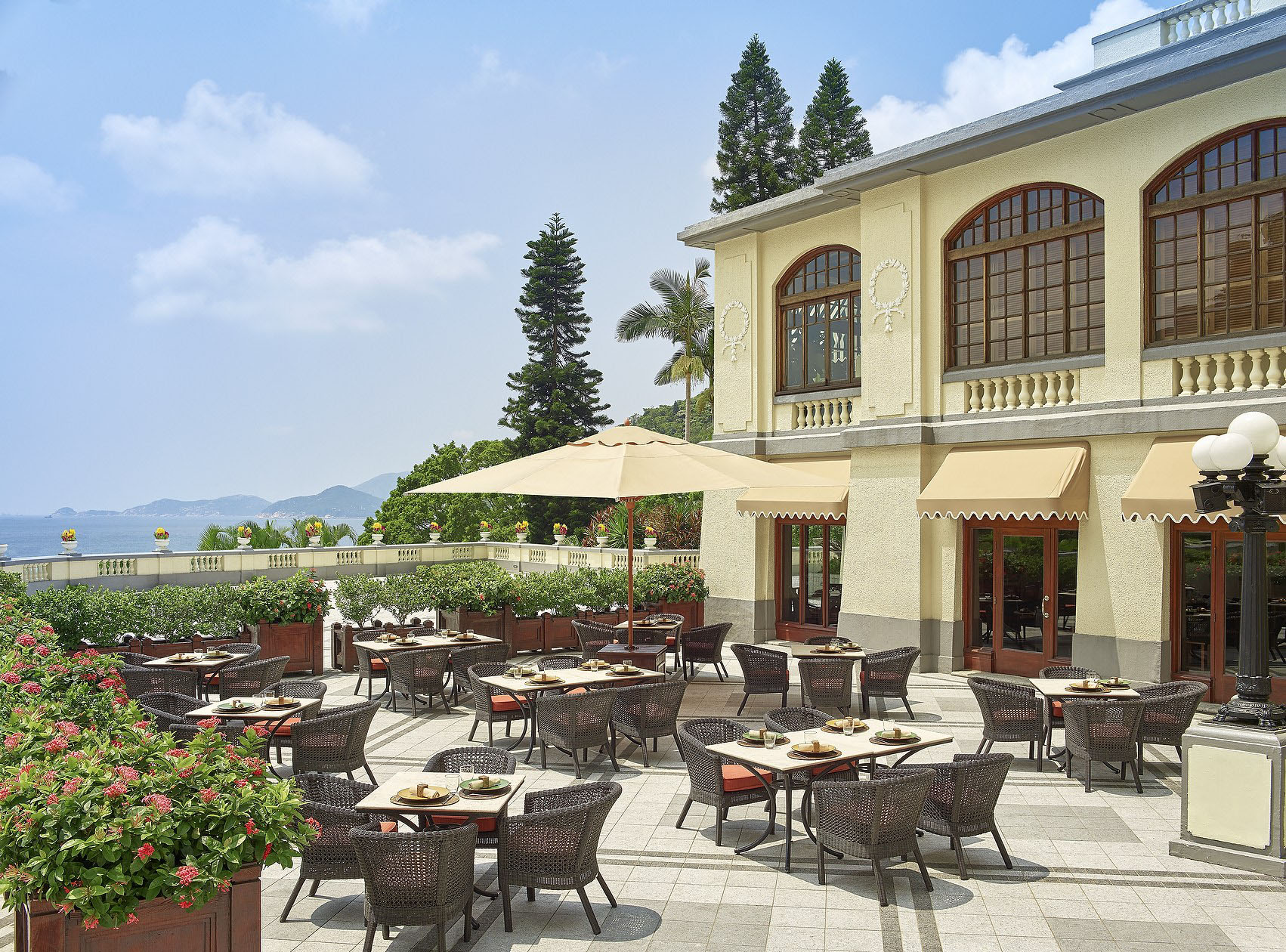 Elegant Outdoor Terrace Restaurant Dining