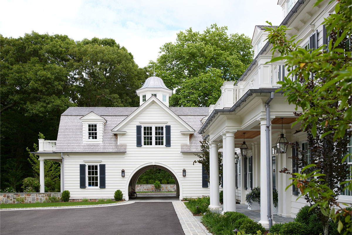 Classic Colonial Style Arched Porte Cochere