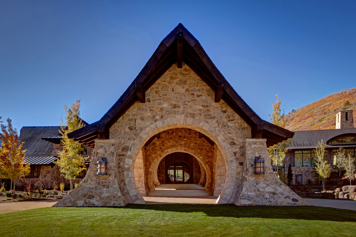 Rounded Stone Veneer Entryway and Porte Cochere