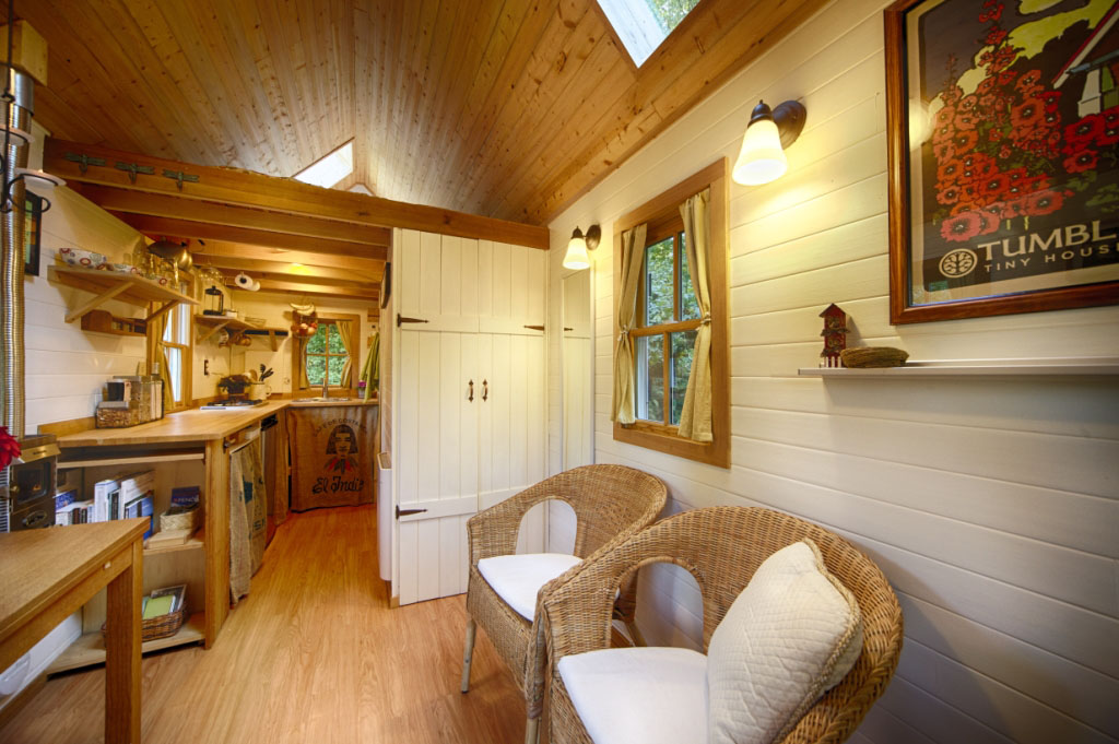 Charming Tiny  Bungalow House  iDesignArch Interior 