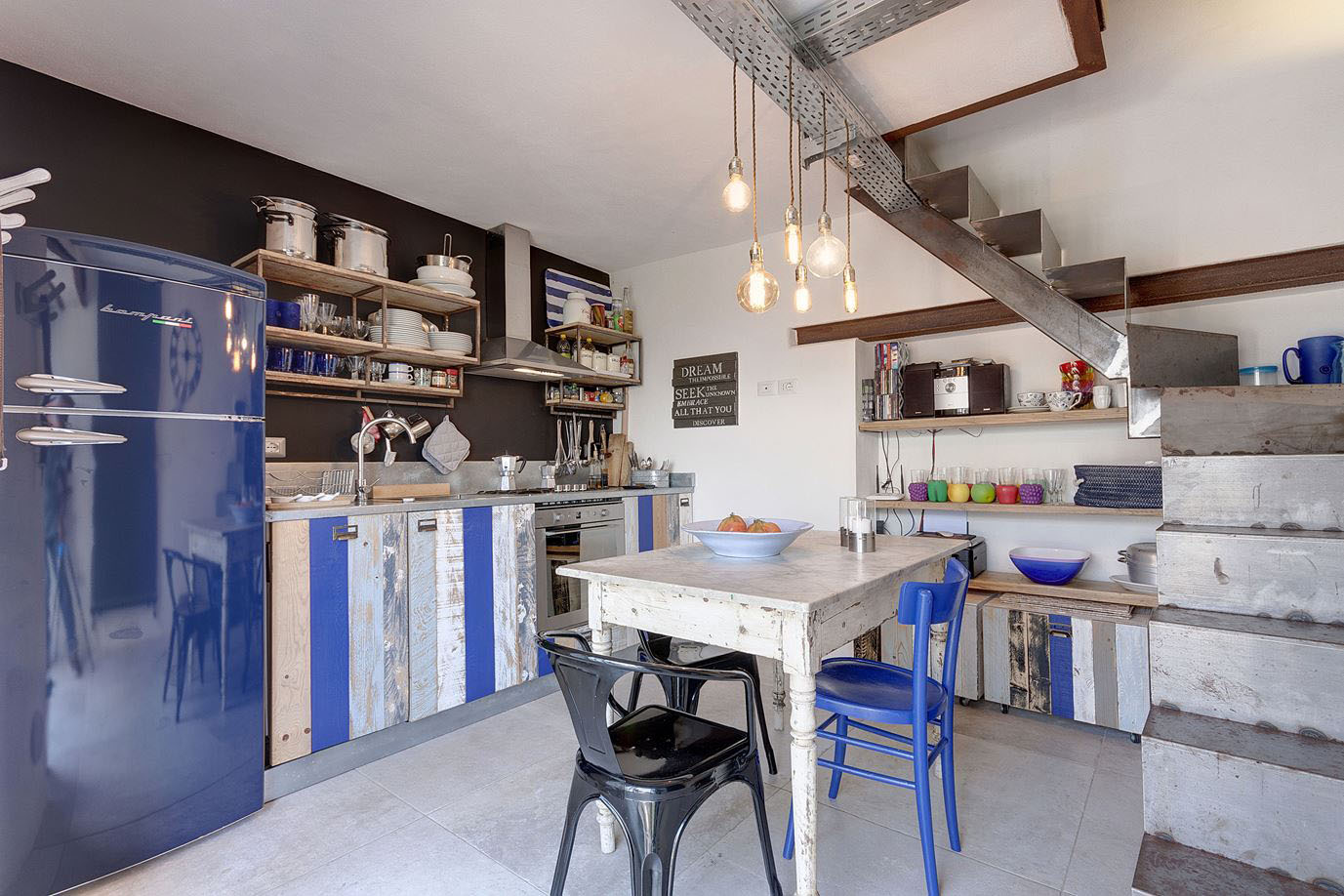 Chic Industrial Style Holiday Cottage In Tuscany Idesignarch