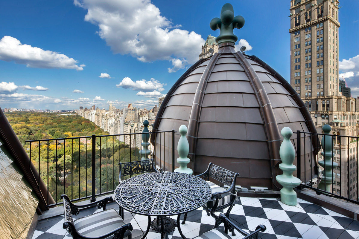 New York Plaza Penthouse Roof Terrace