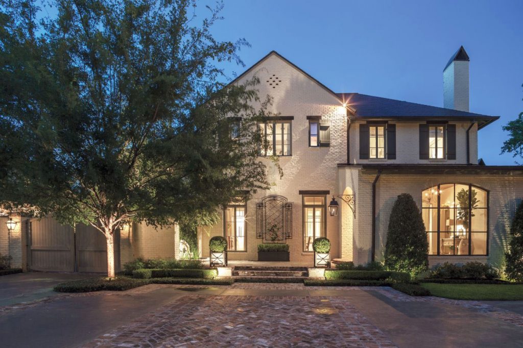 A Traditional Dream Home in Houston with Rustic Flavor iDesignArch