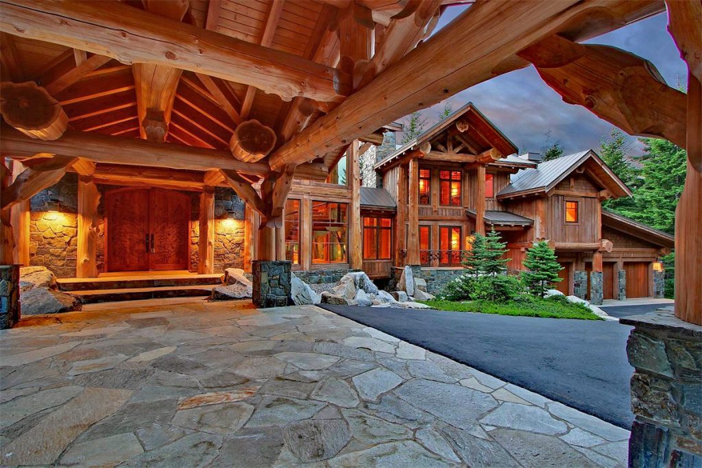 Pacific Northwest Post and Beam Mountain Lodge Home
